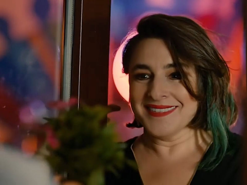 اضغط لمشاهدة الفيديو: الفنانة التركية الشهيرة بـ "ميسّر" تتحدث العربية: "شفت خيال خوّفني"